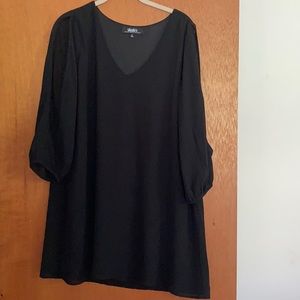 Lulus little black dress
